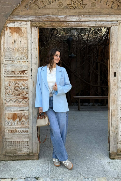 XHAKETE KLASIKE NJE NGJYRESHE PER FEMRA NE NGJYRE BABY BLU - 