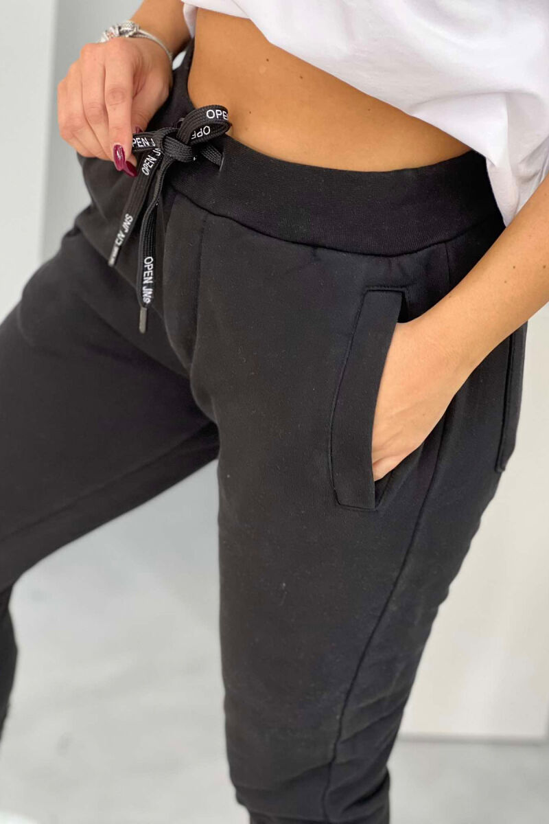 CLIP DETAILS ONE COLOR WOMEN SWEATPANTS BLACK/ E ZEZE - 2