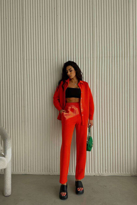 SET NJË NGJYRËSH PËR FEMRA NË NGJYRËN PORTOKALLI 