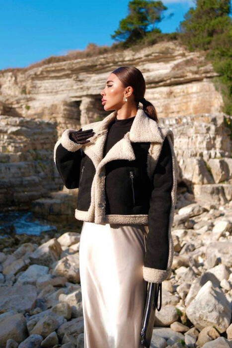 CROPPED FLUFFY WOMEN JACKET IN BLACK-CREAM COLOR 