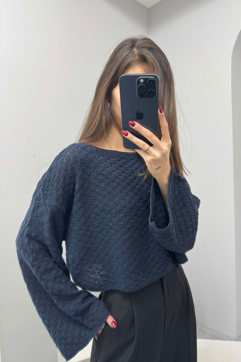 CROPPED KNITTED WOMEN SWEATER IN DARK BLUE COLOR - 1