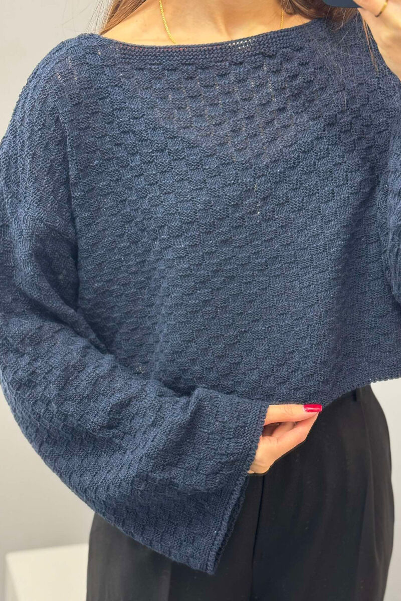 CROPPED KNITTED WOMEN SWEATER IN DARK BLUE COLOR - 2