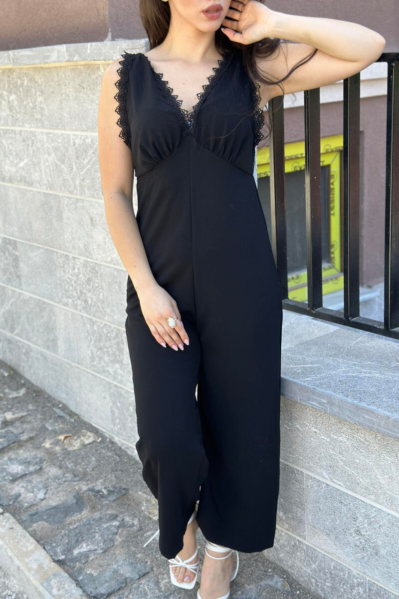 DANTELLE VNECK WOMEN JUMPSUIT BLACK/ E ZEZE - 2