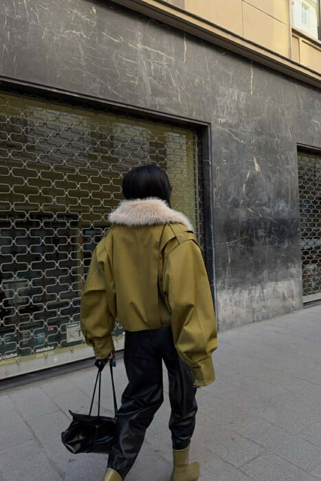 DETACHABLE FAUX FUR ONE COLOR WOMEN JACKET OLIVE/ULLI - 6