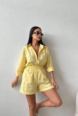 DIAMOND DETAILS SHORTS + SHIRT WOMEN SET YELLOW/E VERDHE 