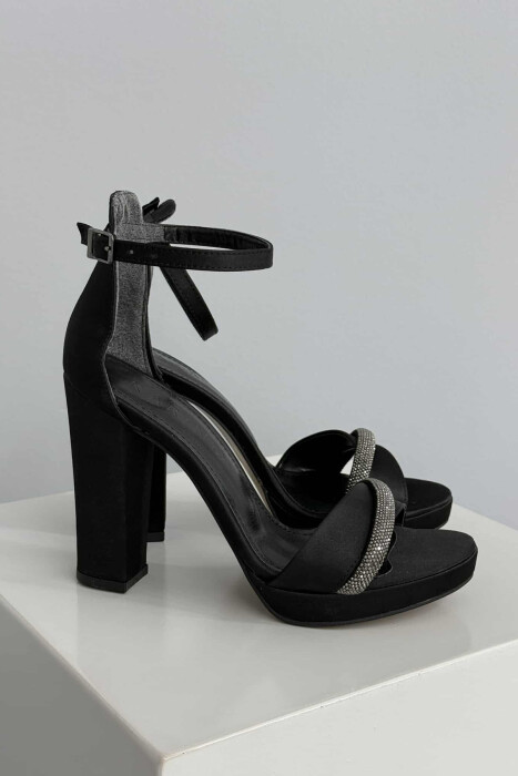 DIAMOND STRAP DETAIL HIGH HEEL WOMEN SANDALS BLACK/ E ZEZE - 2