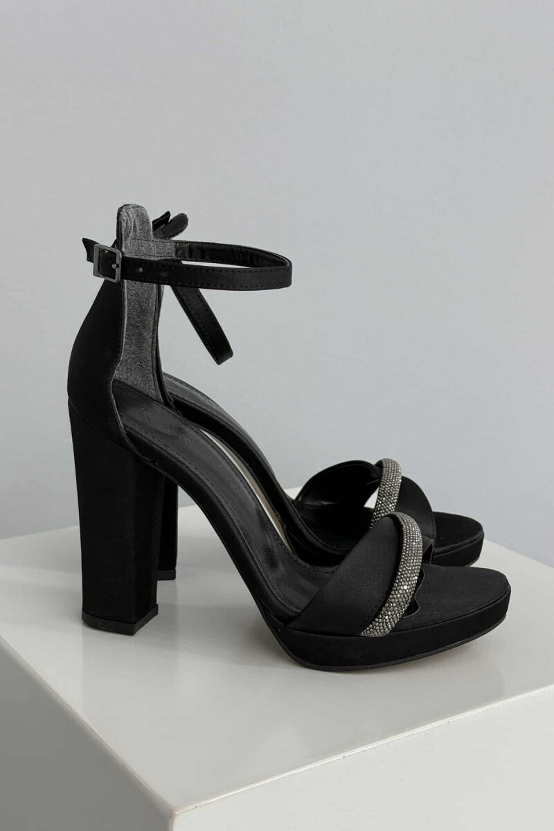 DIAMOND STRAP DETAIL HIGH HEEL WOMEN SANDALS BLACK/ E ZEZE - 2