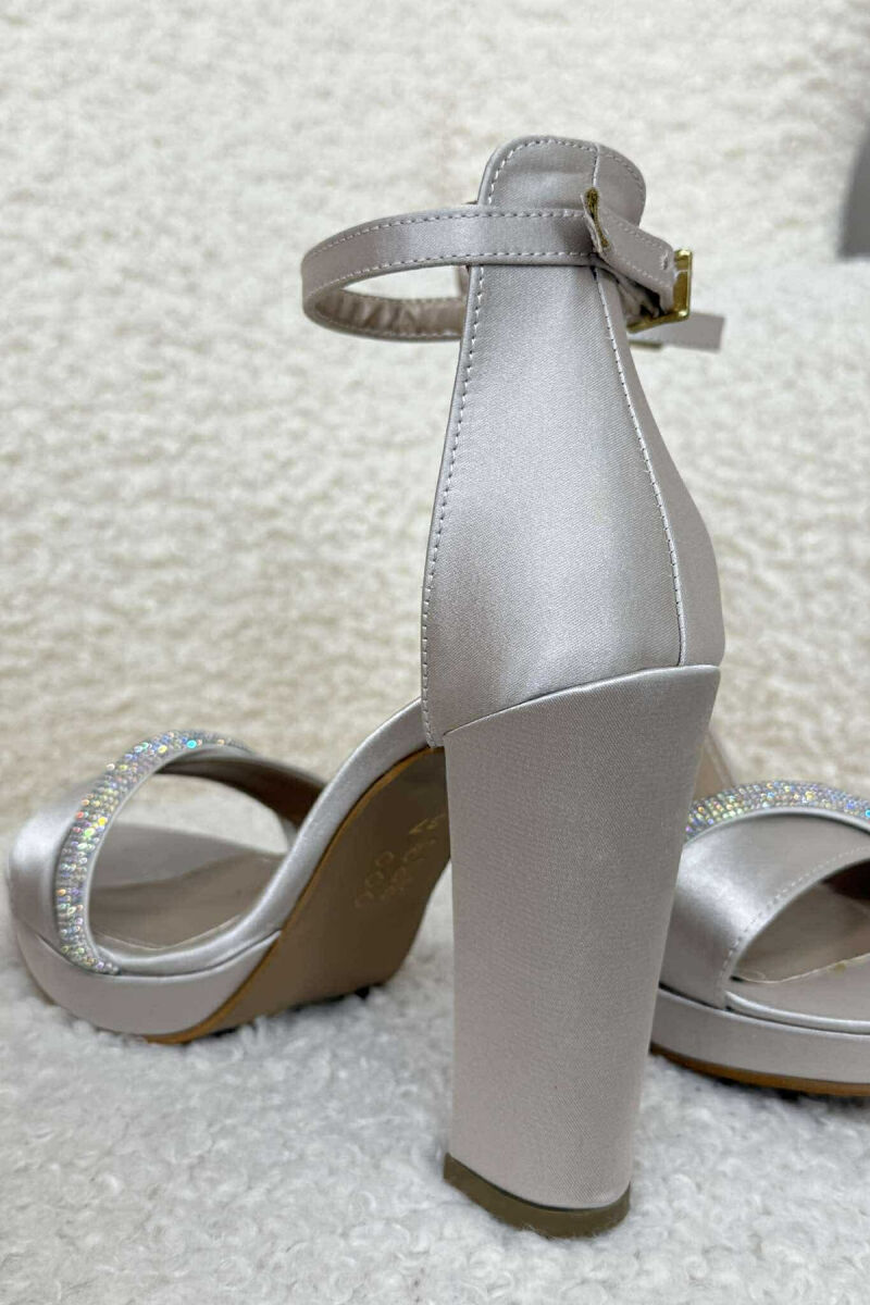 DIAMOND STRAP DETAIL HIGH HEEL WOMEN SANDALS CREAM/KREM - 5
