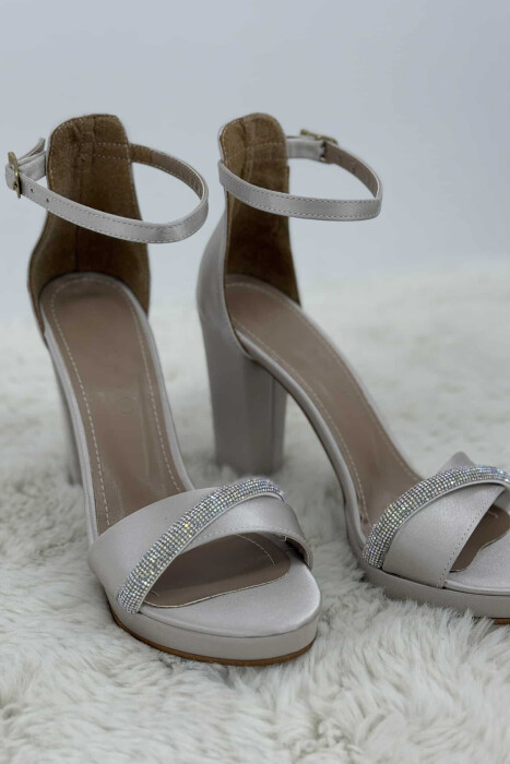 DIAMOND STRAP DETAIL HIGH HEEL WOMEN SANDALS GREY/GRI - 3