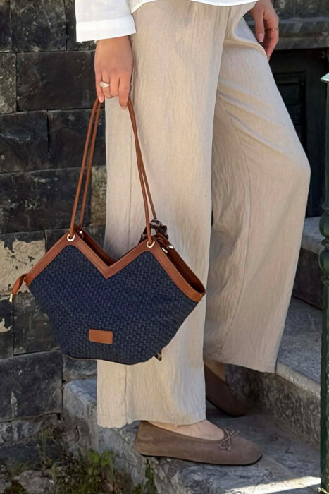 DIFFERENT DESIGN WOMAN BAG DARK BLUE/BEE - 2