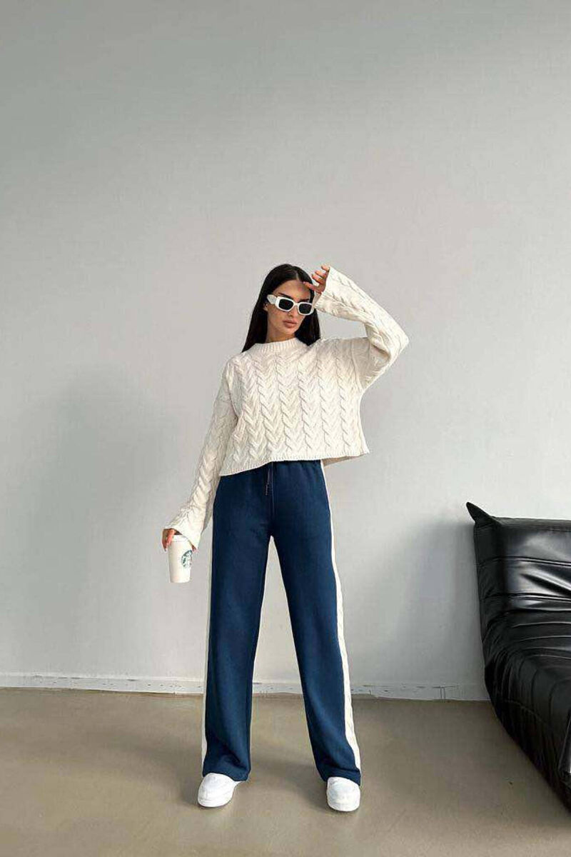 DIFFERENT COLORS SWEATSHIRT+TROUSERS WOMAN SET CREAM-BLUE/KREM-BLU - 1