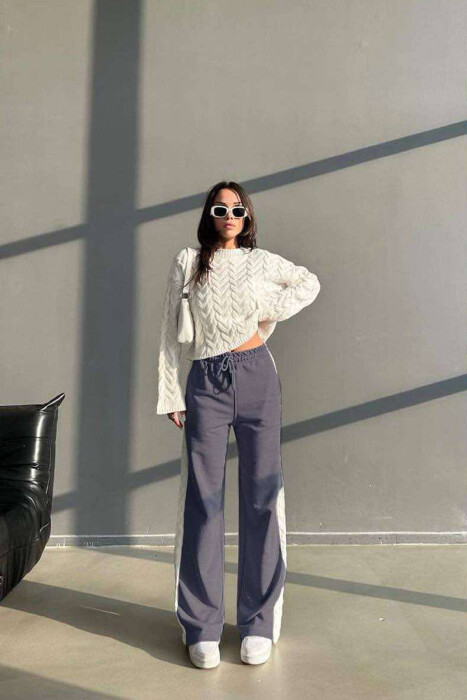 DIFFERENT COLORS SWEATSHIRT+TROUSERS WOMAN SET WHITE-DARK GREY/BAGE 