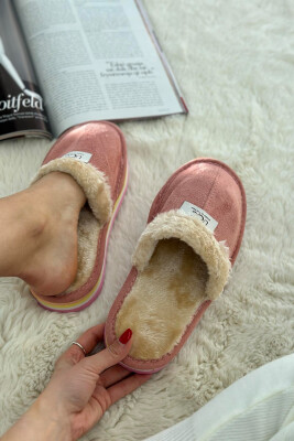 DIFFERENT COLORS WOMAN HOME SLIPPERS VINEGAR/UTHULL 