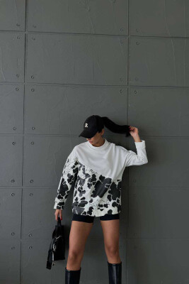 DIFFERENT DESIGN WOMAN SWEATSHIRT WHITE-BLACK/BAZE 