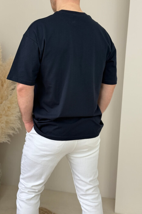 DREAMS CLUB WRITTING MEN T-SHIRT DARK BLUE/BEE - 3
