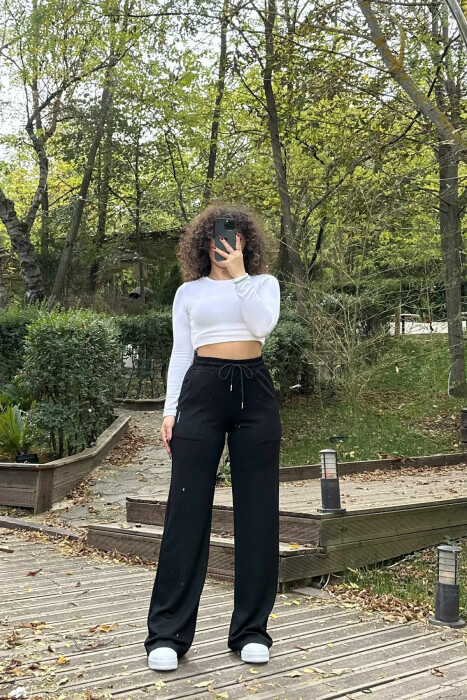 TUTA TË THJESHTA ME BEL ELASTIK PËR FEMRA NË NGJYRË TË ZEZË - KLAUDIO FASHION