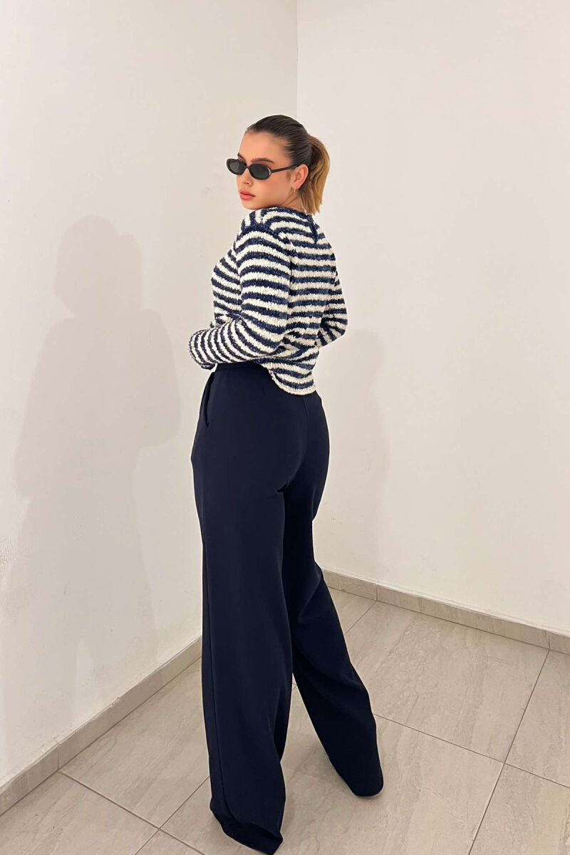 ELASTIC WAIST WOMEN TROUSERS IN BLUE COLOR - 3