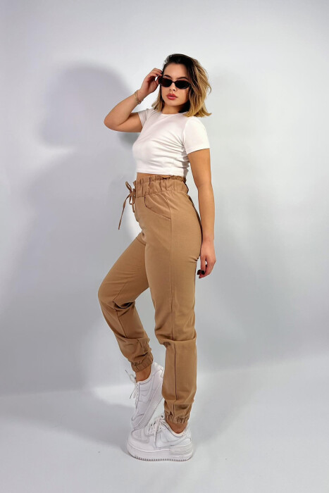 ELASTIC WAIST WOMEN TROUSERS IN LIGHT BROWN COLOR - 2