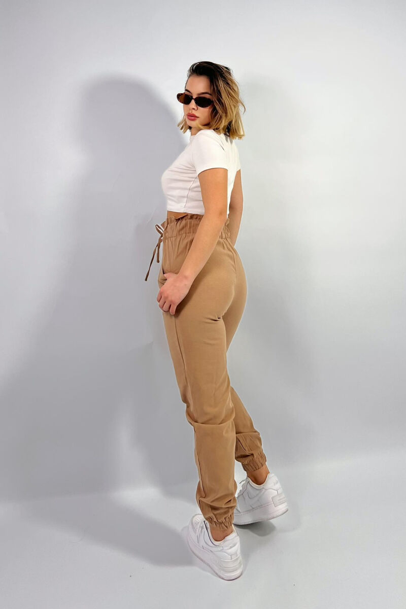 ELASTIC WAIST WOMEN TROUSERS IN LIGHT BROWN COLOR - 4