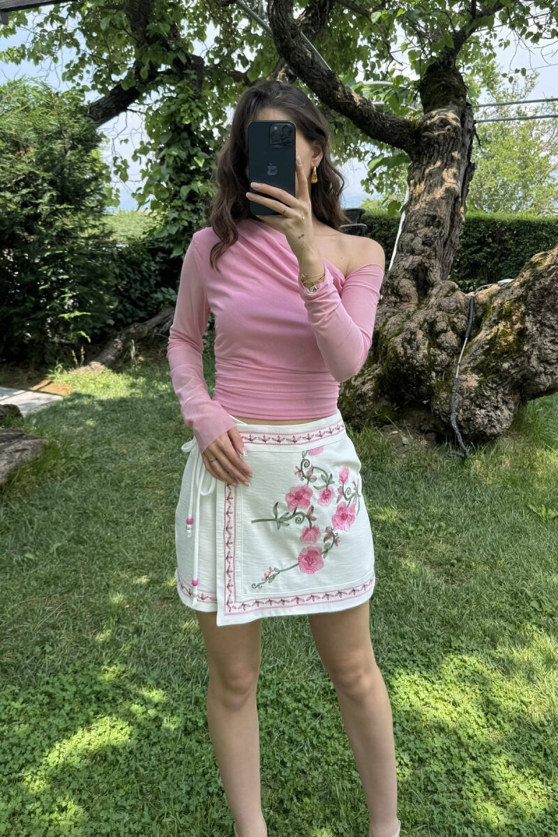 EMBROIDERED LACING WOMEN SKORT WHITE-E BARDHE - 3