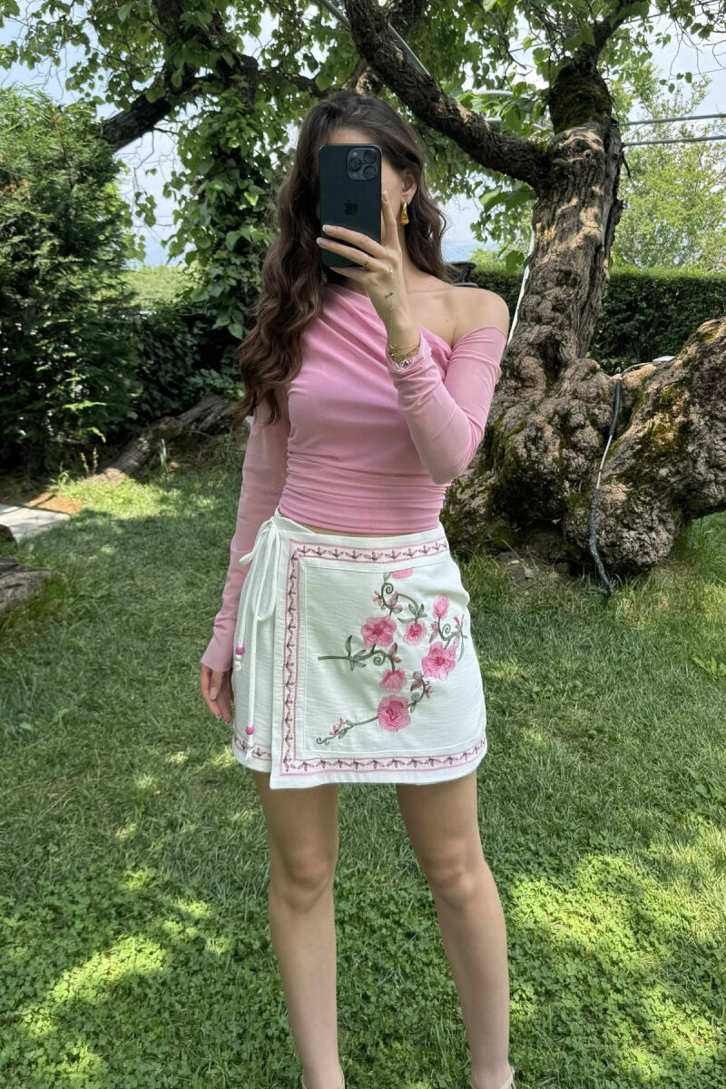 EMBROIDERED LACING WOMEN SKORT WHITE-E BARDHE - 2