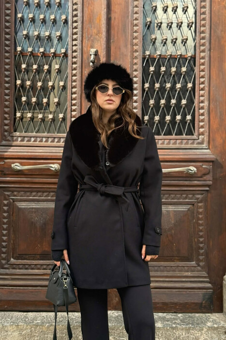 FAUX FUR NECK DETAIL WOMEN COAT BLACK/ E ZEZE - KLAUDIO FASHION