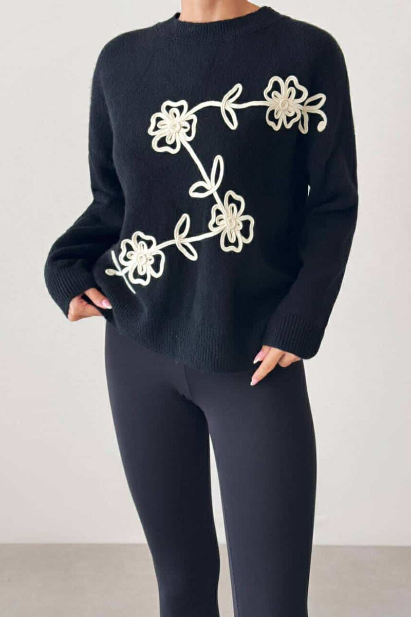 FLOWER DESIGN WOMEN SWEATER BLACK/ E ZEZE - 1