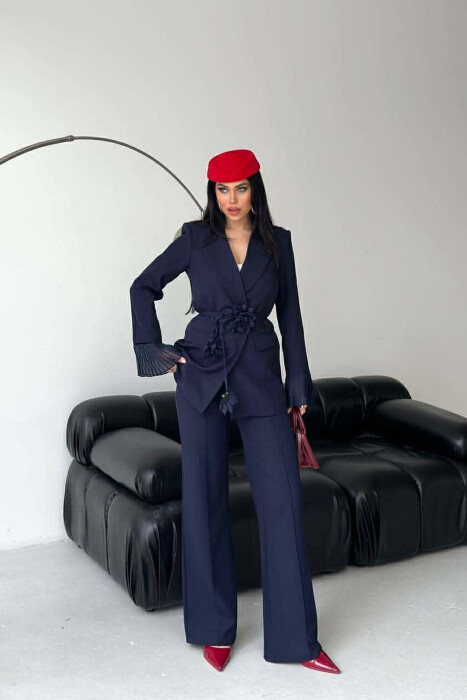 SET XHAKETE ME DETAJIN E LIDHESES ME LULE + PANTALLONA PER FEMRA NE NGJYRE BLU - KLAUDIO FASHION