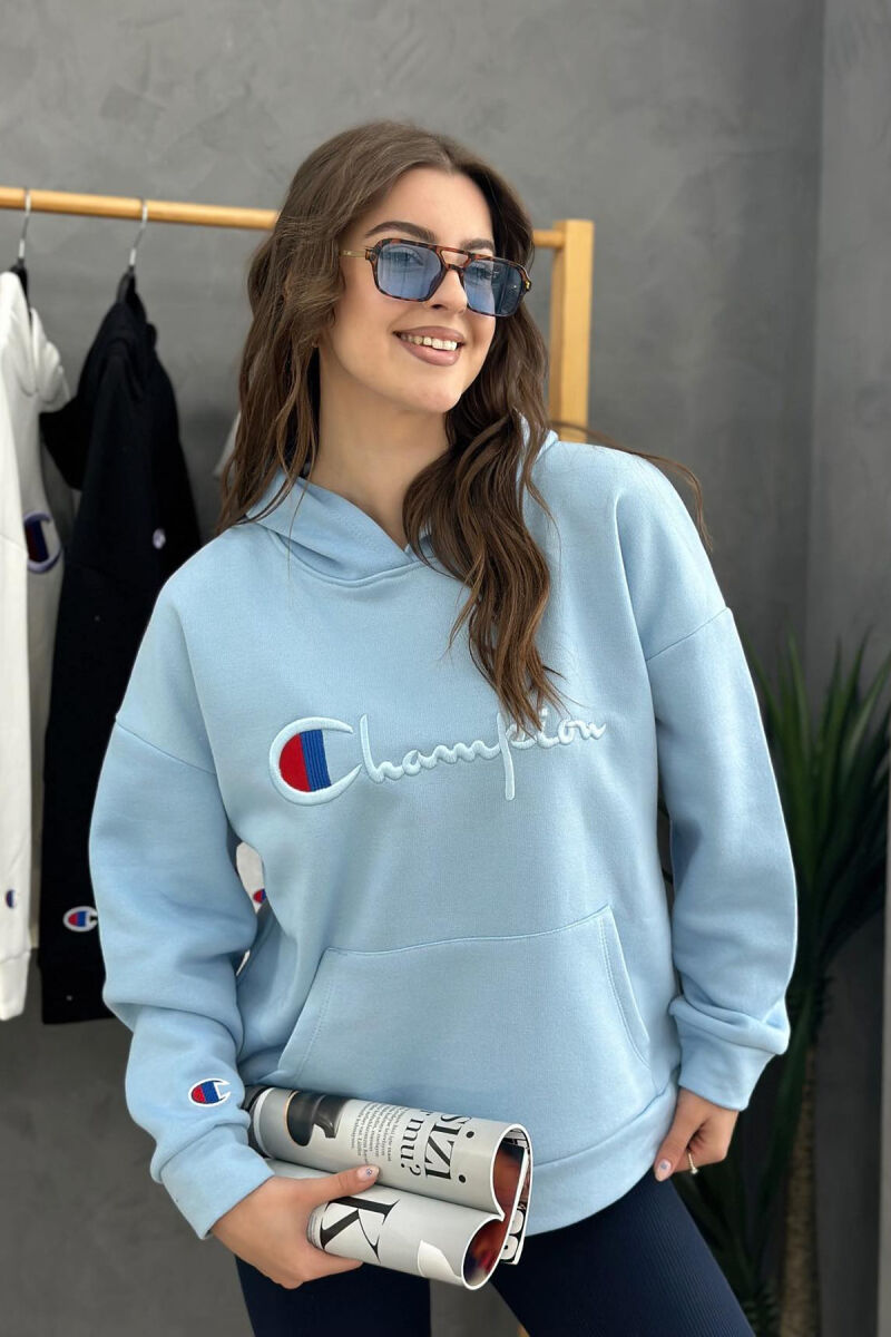 FLUFFY CHAMPION WOMAN HOODIE BABY BLUE/BLU BY - 1