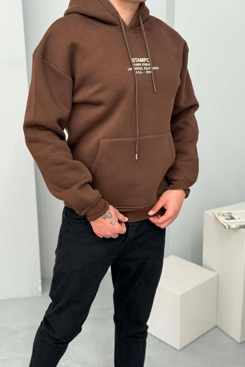 FLUFFY FRONT WRITTINGS MEN HOODIE DARK BROWN/KAE - 2