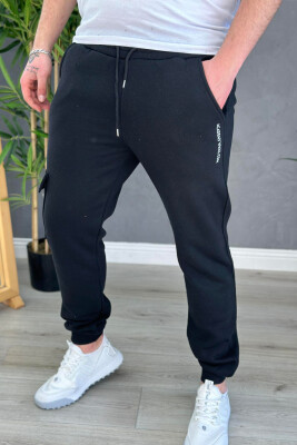 FLUFFY LITTLE WRITTINGS MEN SWEATPANTS BLACK/ E ZEZE 