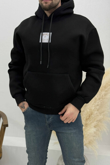 HOODIE ME PUSH NJËNGJYRËSHE DHE ME DIZANJ BASKETBOLL MBRAPA PËR MESHKUJ NË NGJYRËN E ZEZË 