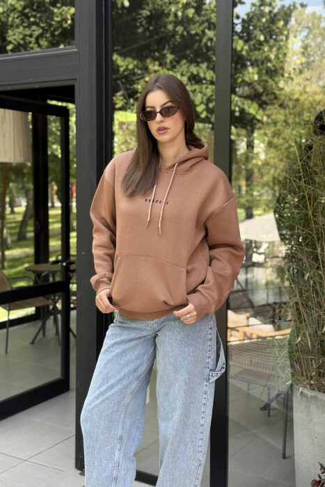 FLUFFY ONE COLOR FRONT SIMPLE WRITTING WOMEN HOODIE BROWN/KAFE - KLAUDIO FASHION