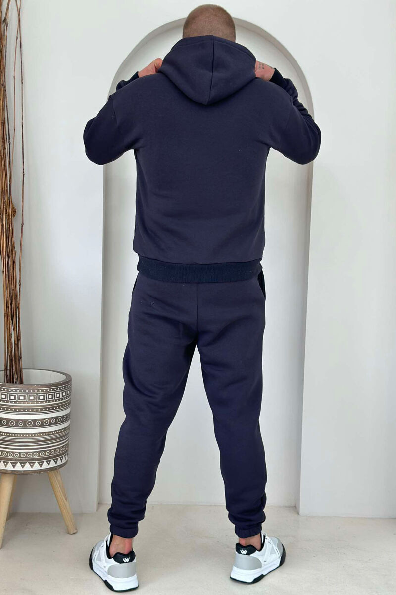 FLUFFY ONE COLOR HOODIE+JOGGERS MEN SET DARK BLUE/BEE - 3