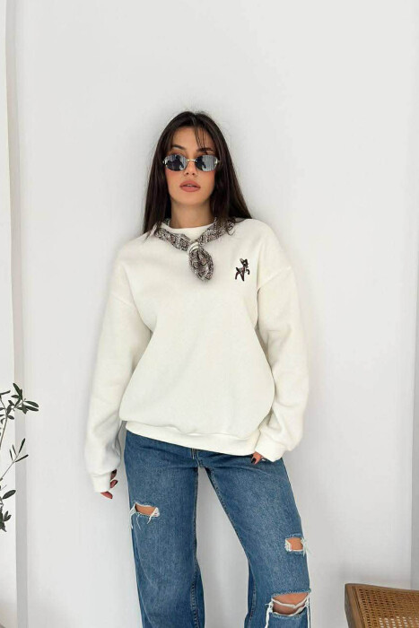 FLUFFY ONE COLOR SCARF DETAIL WOMEN SWEATSHIRT WHITE-E BARDHE - KLAUDIO FASHION