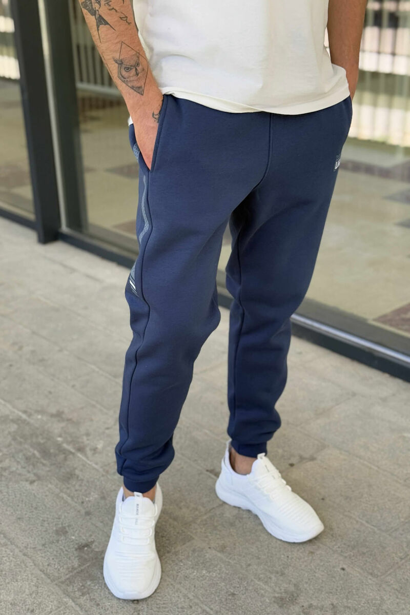 FLUFFY ONE COLOR SIMPLE MEN JOGGERS BLUE/BLU - 3