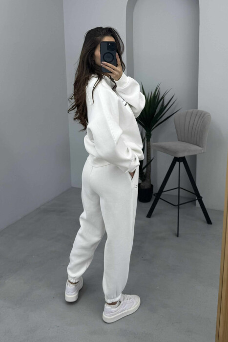 FLUFFY ONE COLOR SWEATSHIRT+ JOGGERS WOMEN SET WHITE-E BARDHE - 4