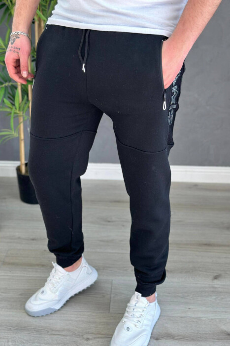 FLUFFY PARIS WRITTINGS MEN SWEATPANTS BLACK/ E ZEZE 