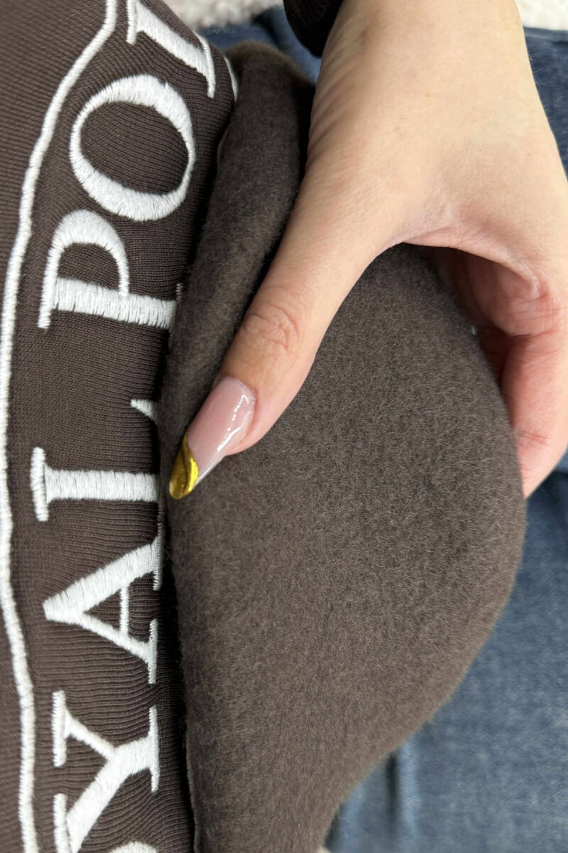 FLUFFY POLO NECK FRONT IMAGE WOMEN SWEATSHIRT BROWN/KAFE - 5