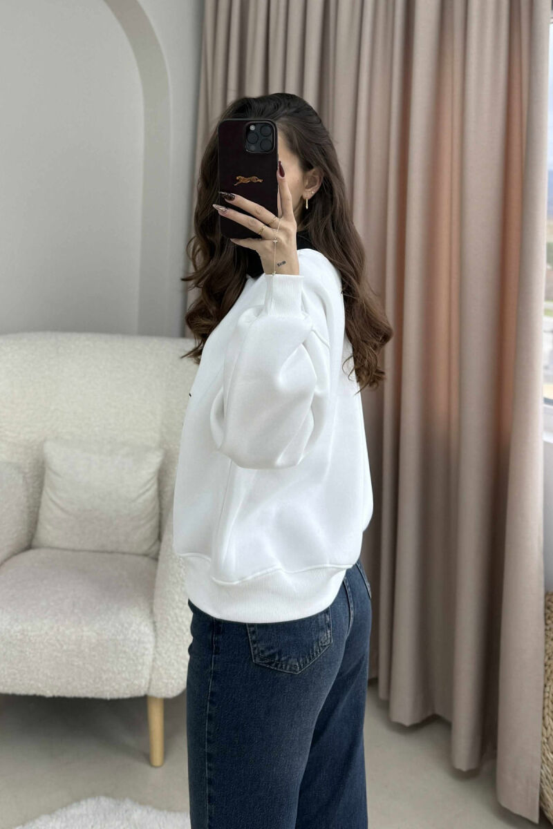 FLUFFY POLO NECK FRONT IMAGE WOMEN SWEATSHIRT WHITE-E BARDHE - 2