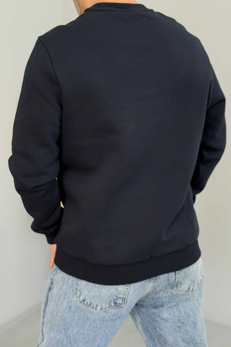 FLUFFY ROUND NECK ONE COLOR MEN SWEATSHIRT DARK BLUE/BEE - 4