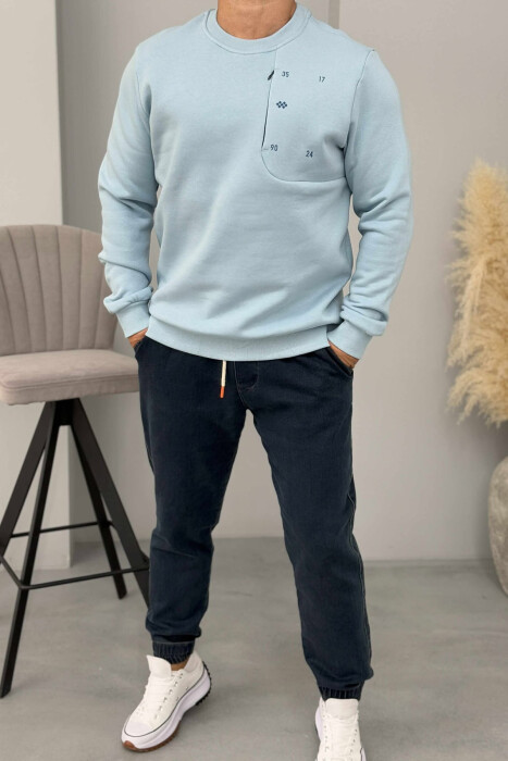 BLUZË NJË NGJYRËSHE ME PUSH DHE JAKË TË RRUMBULLAKËT PËR MESHKUJ NË NGJYRËN BLU TË ZBARDHUR 