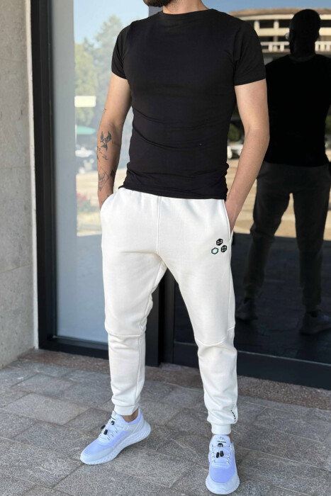 TUTA ME PUSH DHE ME DIZANJIN E LOGOS TË THJESHTË PËR MESHKUJ NË NGJYRËN KREM - KLAUDIO FASHION