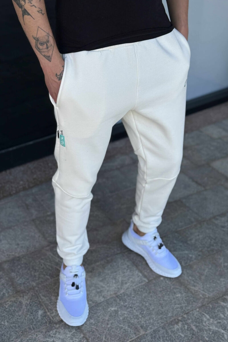 FLUFFY SIMPLE LOGOS DESING MEN JOGGERS CREAM/KREM - 3