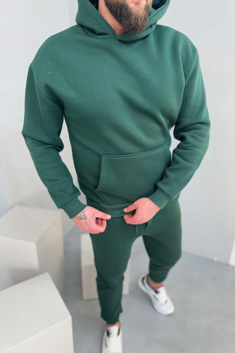 FLUFFY SIMPLE MEN SET IN GREEN COLOR - 6