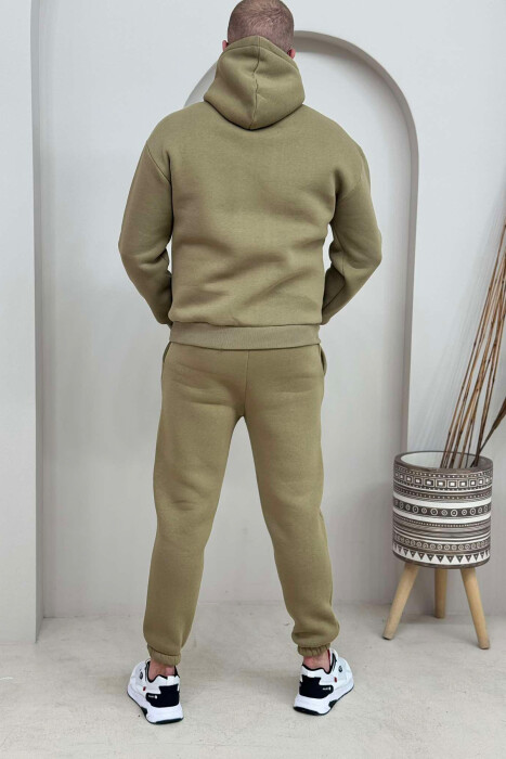 FLUFFY SIMPLE MEN SET IN OLIVE COLOR - 6