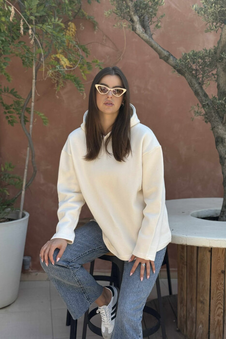 FLUFFY SIMPLE ONE COLOR WOMEN HOODIE CREAM/KREM - KLAUDIO FASHION