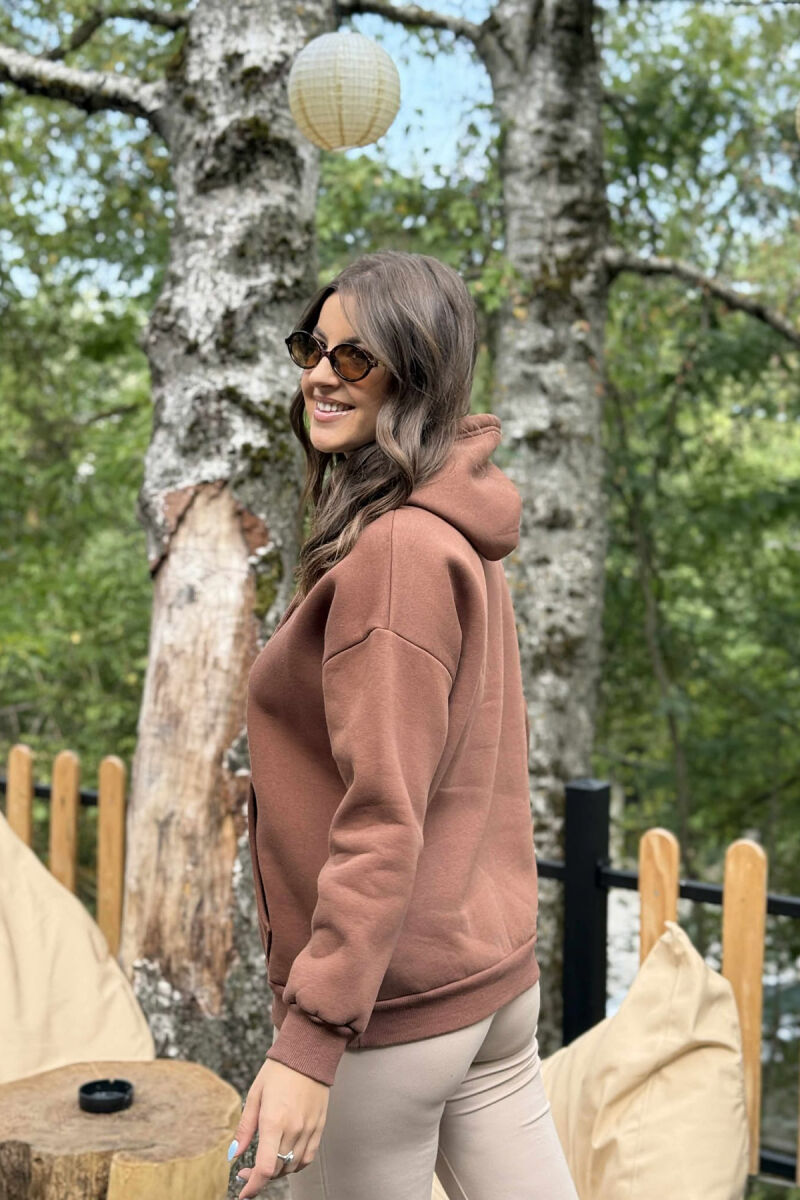 FLUFFY SIMPLE WRITTINGS ONE COLOR WOMEN HOODIE BROWN/KAFE - 5