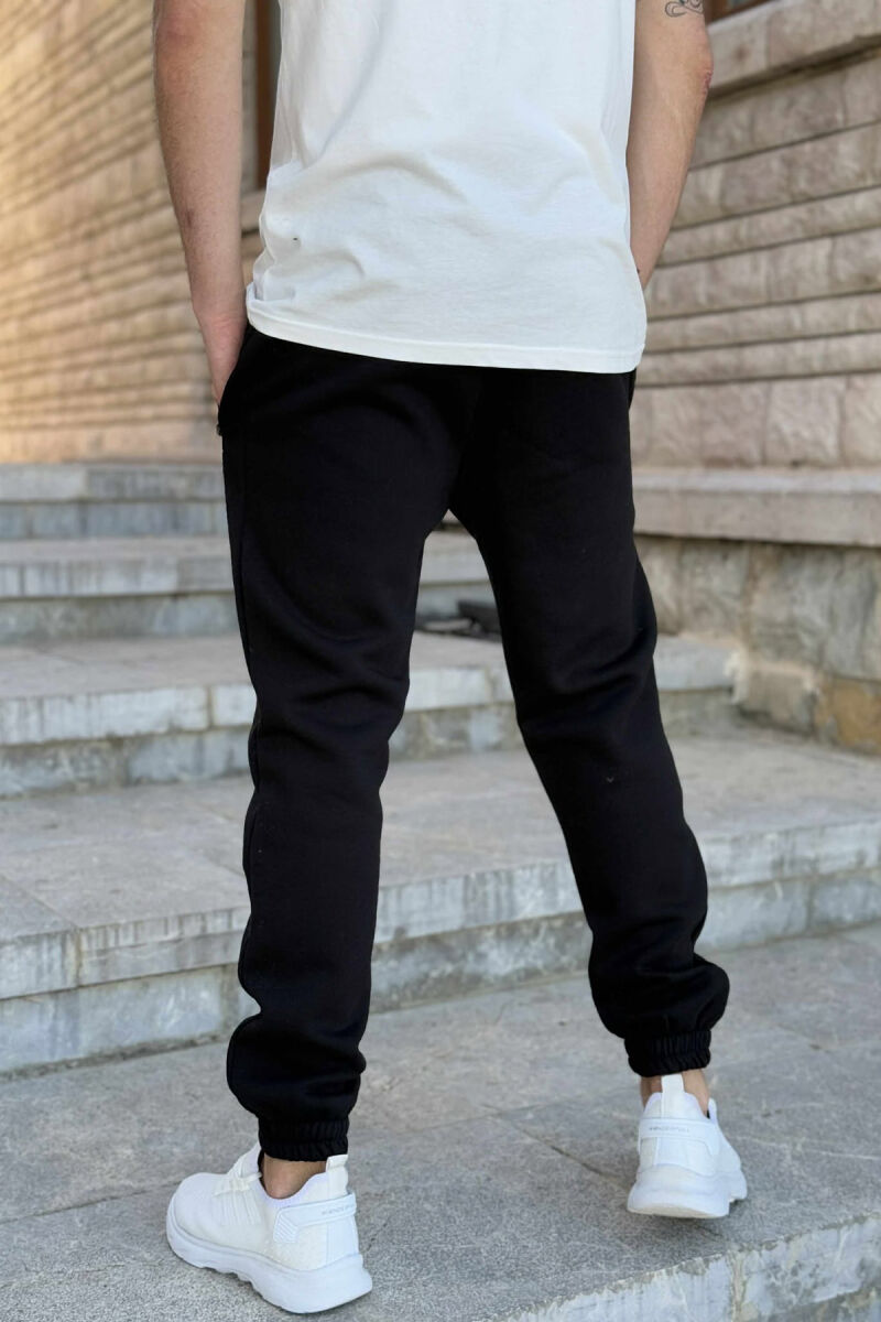 FLUFFY ZIPPER POCKETS ONE COLOR MEN JOGGERS BLACK/ E ZEZE - 4