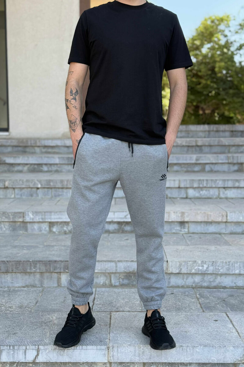 FLUFFY ZIPPER POCKETS ONE COLOR MEN JOGGERS GREY/GRI - 1